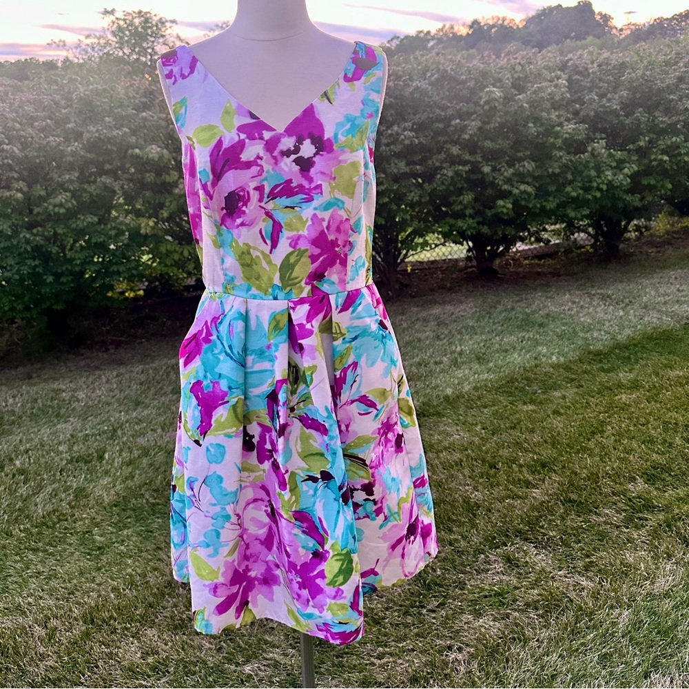 Madison Leigh Floral Sleeveless Dress - Picture 7 of 16
